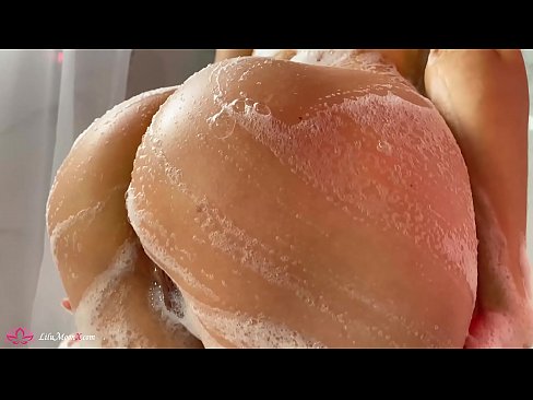 ❤️ Sinasasal ni Brunette ang Pussy gamit ang Vibrator sa Matinding Orgasm sa Shower ️ Porno fb sa amin ️❤